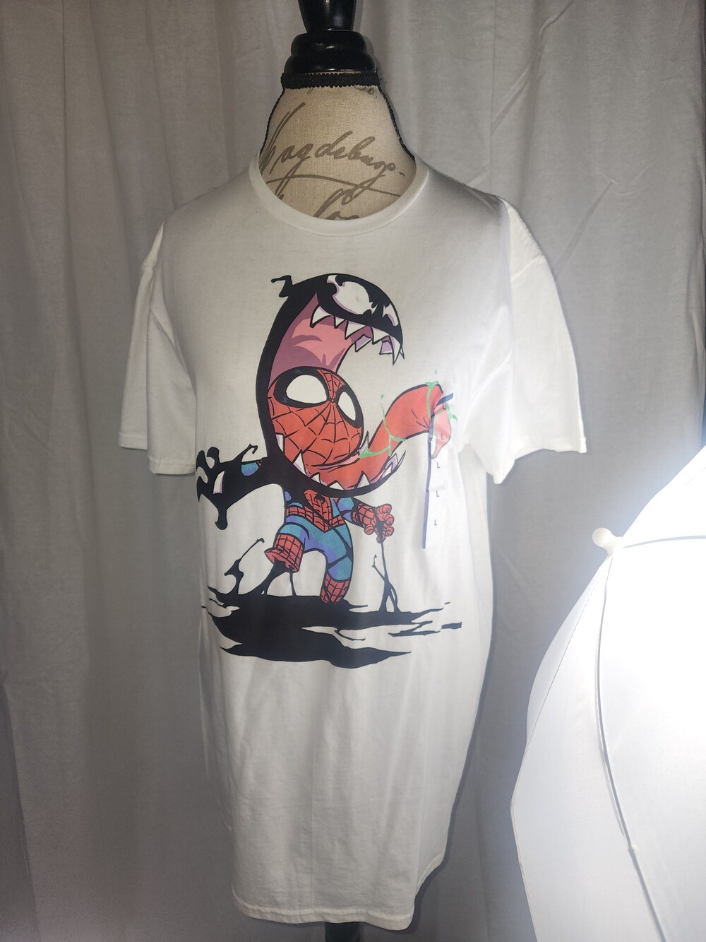 Marvel White Spiderman &amp; Venom Graphic Tee Large Cotton
